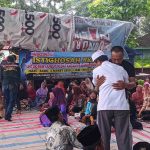 Keharuan Sambut Kembalinya Warga Mojokerto yang Protes Tambang Batu ke Jakarta