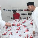 Bantu Warga Miskin Hadapi Covid-19, AF Peduli di Sumenep Bagikan Ribuan Sembako