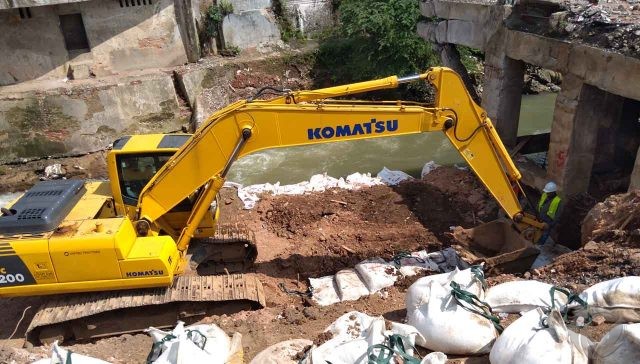 Tanggap Bencana Diperpanjang 14 Hari Untuk Lanjutan Pemasangan Geo Bag di Sungai Jompo