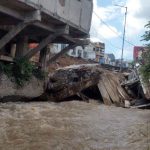 Pasca Jembatan Jompo Ambruk, Pemkab Jember Segera Robohkan 21 Ruko