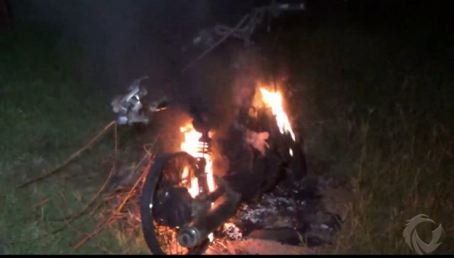 Seorang Begal di Pasuruan Nyaris Tewas Dimassa, Motor Dibakar