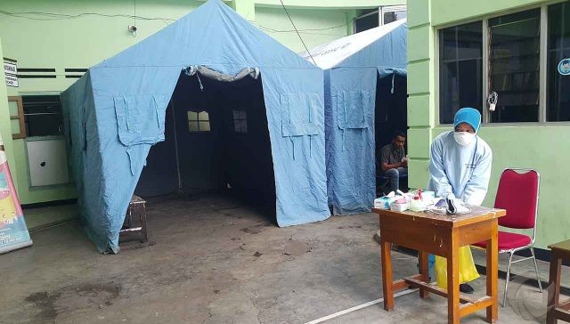 Pasang Tenda di Depan IGD, Plt Direktur RSUD Kota Probolinggo: “Untuk Pemeriksaan PDP”