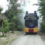 Semprotkan Disinfektan, Water Canon Polres Nganjuk Blusukan ke Pelosok Desa