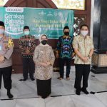 Bupati Mundjidah Wahab Launching Gerakan Bahagia Bersama Tetangga di Masjid Agung Jombang