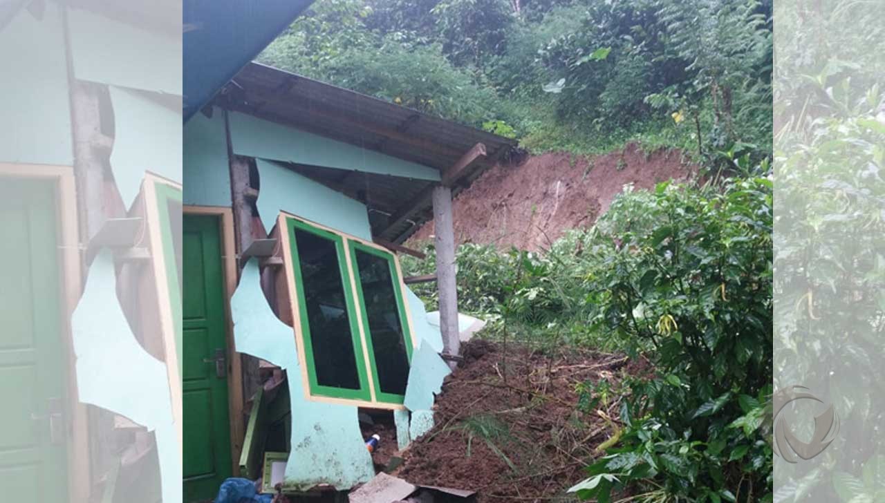 Hujan Deras di Gandusari Blitar, Satu Rumah Rusak Terkena Longsoran Tebing