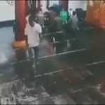 Rekaman CCTV-nya Viral, Warga Nganjuk Ini Kembalikan HP yang Diembatnya di Masjid 