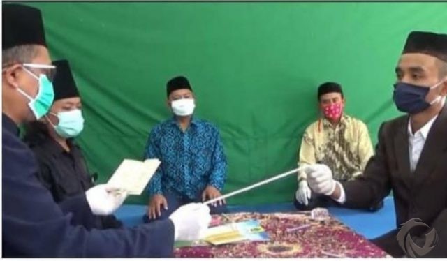 Tangkal Corona, Ikrar Akad Nikah di Jombang Gunakan Media Tali