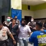 Video: Detik-detik Penangkapan Pelaku Penusukan di Mojokerto