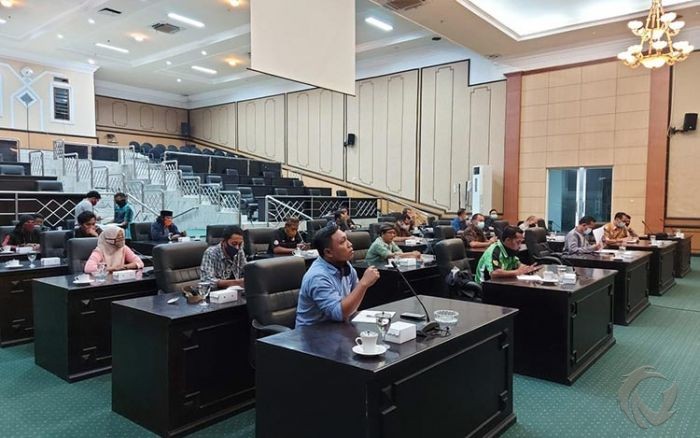 Dengar Keluhan Buruh Korban PHK, Komisi D DPRD Jombang Gelar Hearing