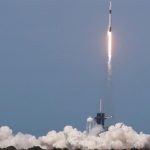 NASA dan SpaceX Luncurkan Dua Astronot ke Luar Angkasa