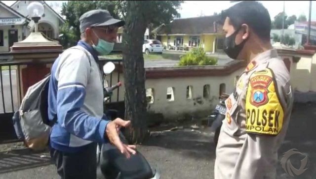 Viral di Medsos, Video Warga Azerbaijan Kehabisan Bekal, Minta Bantuan BBM ke Polisi di Jember