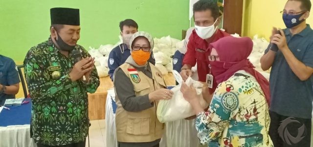 Covid-19, Bupati Jombang Pantau Penyaluran Bansos APBD Kabupaten