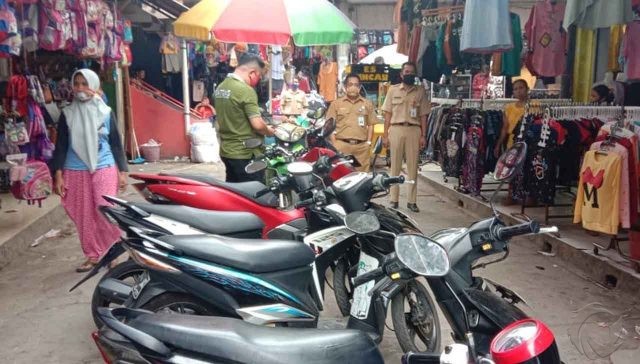 Pengunjung Meningkat Jelang Lebaran, Pasar Gotong Royong Probolinggo Mulai Ditertibkan