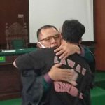 Tak Terbukti Palsukan Gelar Akademik, Hakim PN Sidoarjo Bebaskan Guntual