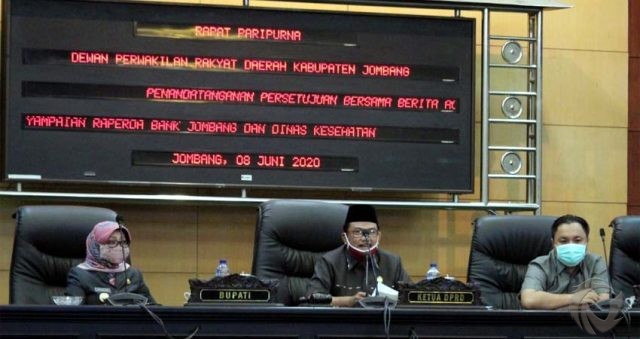 DPRD dan Pemkab Jombang Gelar Paripurna Bahas Raperda Bank Jombang