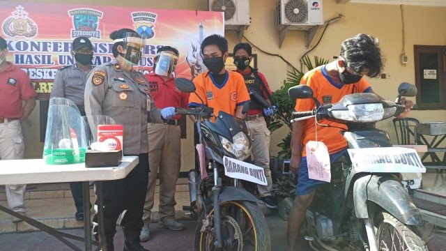 Curi Motor, Dua Remaja Ingusan di Surabaya Dibekuk Polisi