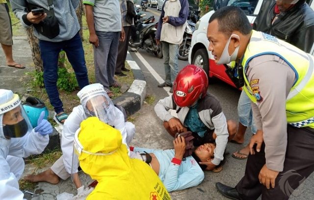 Dua Motor Adu Banteng di Ngagel Surabaya, Seorang Pengendara Tewas