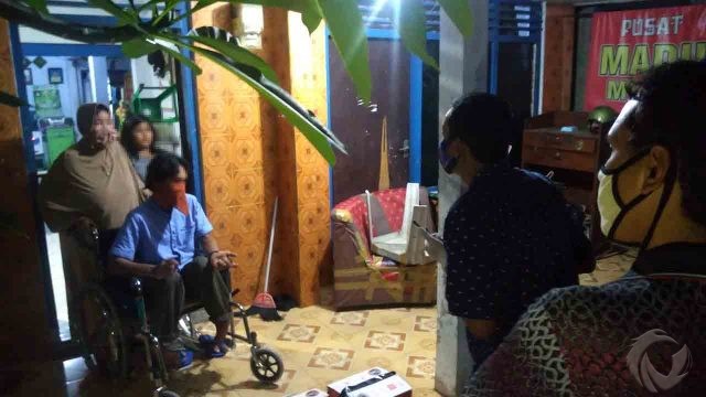 Warganya Meninggal karena Corona, Kades Kepatihan Jombang Tanggung Kebutuhan Keluarga Selama Isolasi