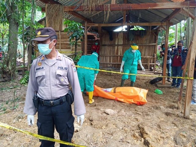 Mayat Mrs X Terluka Ditemukan di Kandang Sapi Ngawi