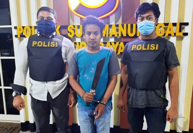 Gegara Dipecat, Pemuda Sampang Ini Ancam Bunuh Mantan Bos di Surabaya