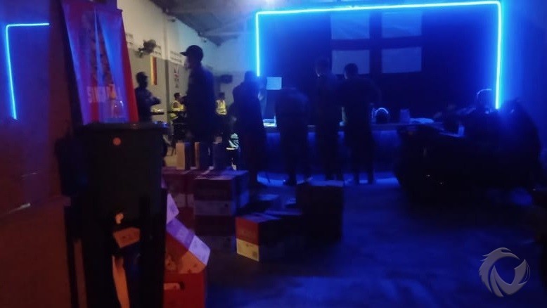 Polisi Gerebek Rumah Karaoke Berkedok Gudang di Sidoarjo