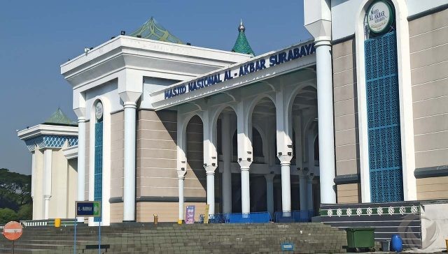 Masjid Al-Akbar Surabaya Batasi Jumlah Jemaah Salat Idul Adha