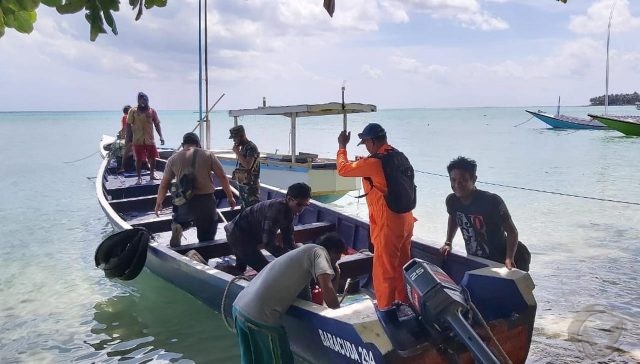 Dihempas Angin, Kapal Motor DJO Menghantam Karang di Perairan Sumenep