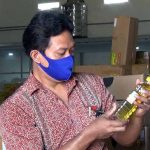 Sidak Tempat Kemas Minyak Goreng di Situbondo, Ditemukan Takaran Tak Sesuai Label