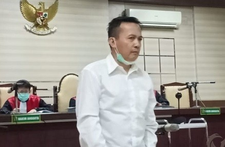 Didakwa Minta Jatah Honor Modin, Camat Porong Sidoarjo Dituntut 1,5 Tahun