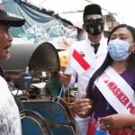 ‘Emak-Emak’ Pedagang Pasar di Blitar Ditunjuk Jadi Duta Masker