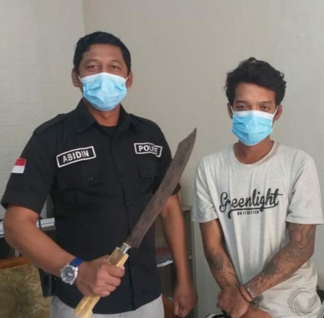 Nyanggong Orang Bawa Sajam, Kuli Bangunan Warga Sukolilo Surabaya Berakhir di Penjara