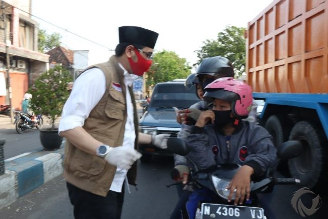 Ribuan Masker Dibagikan kepada Warga Kota Pasuruan