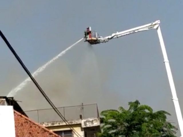 Ruko Elektronik di Surabaya Terbakar, 5 Orang Dikabarkan Tewas Terpanggang