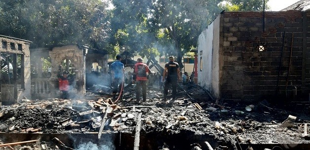 Kompor Meledak Dua Rumah di Situbondo Jadi Arang 