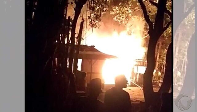 Ditinggal ke Rumah Kerabat, Rumah Milik Buruh Tani di Situbondo Terbakar