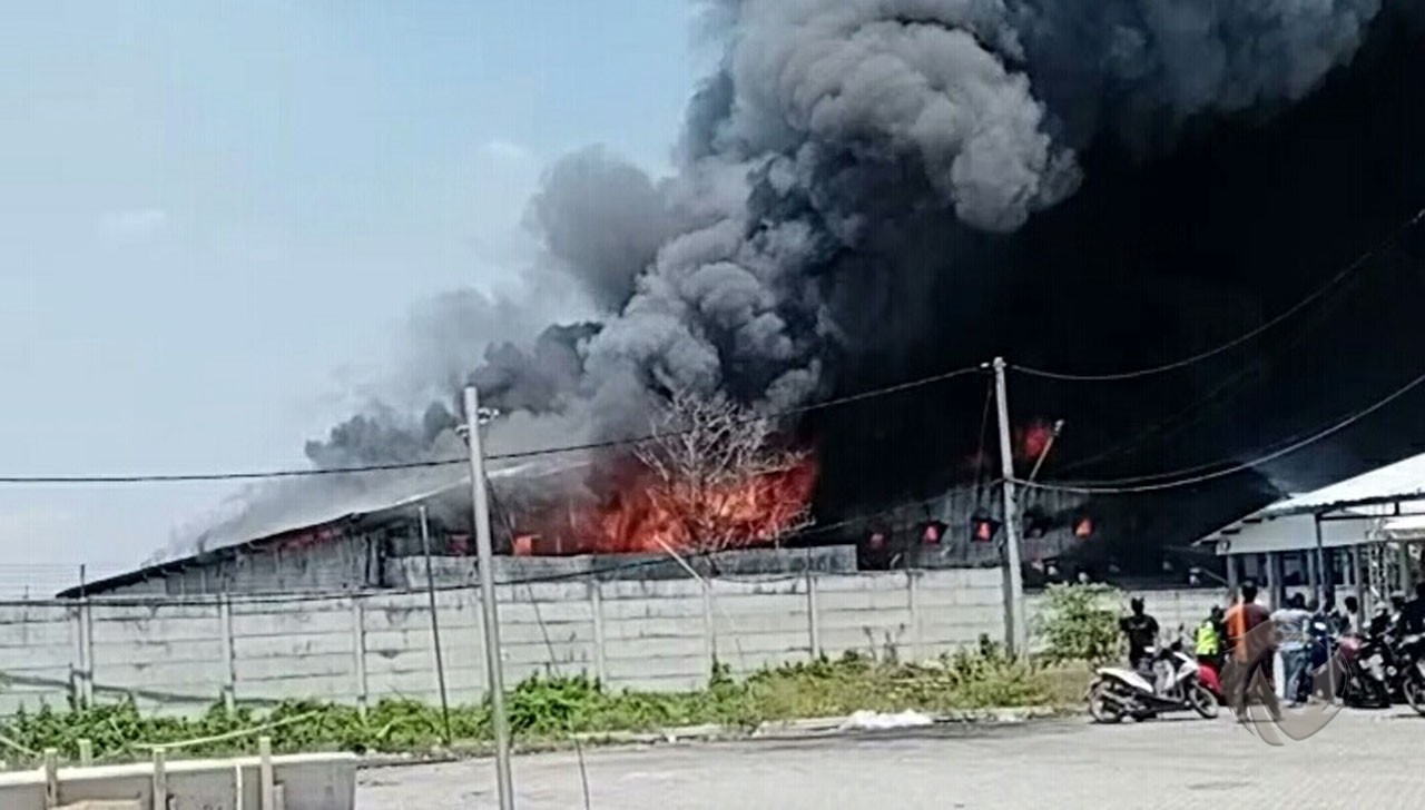 kebakaran pabrik