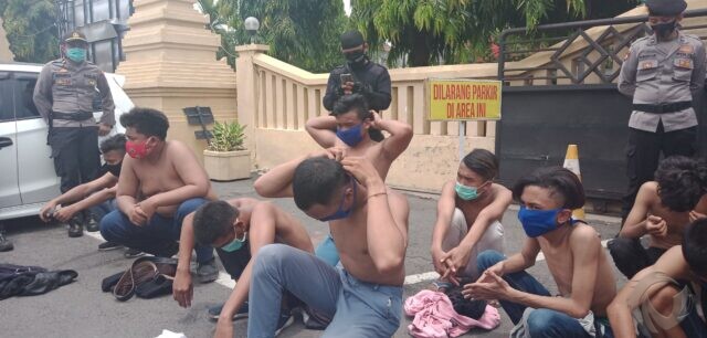Puluhan Pelajar Diamankan Saat Demo Tolak Omnibus Law di Jombang