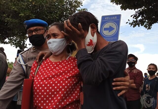 Pelajar yang Diamankan Polisi karena Ikut Demo di Surabaya Dijemput Ortu