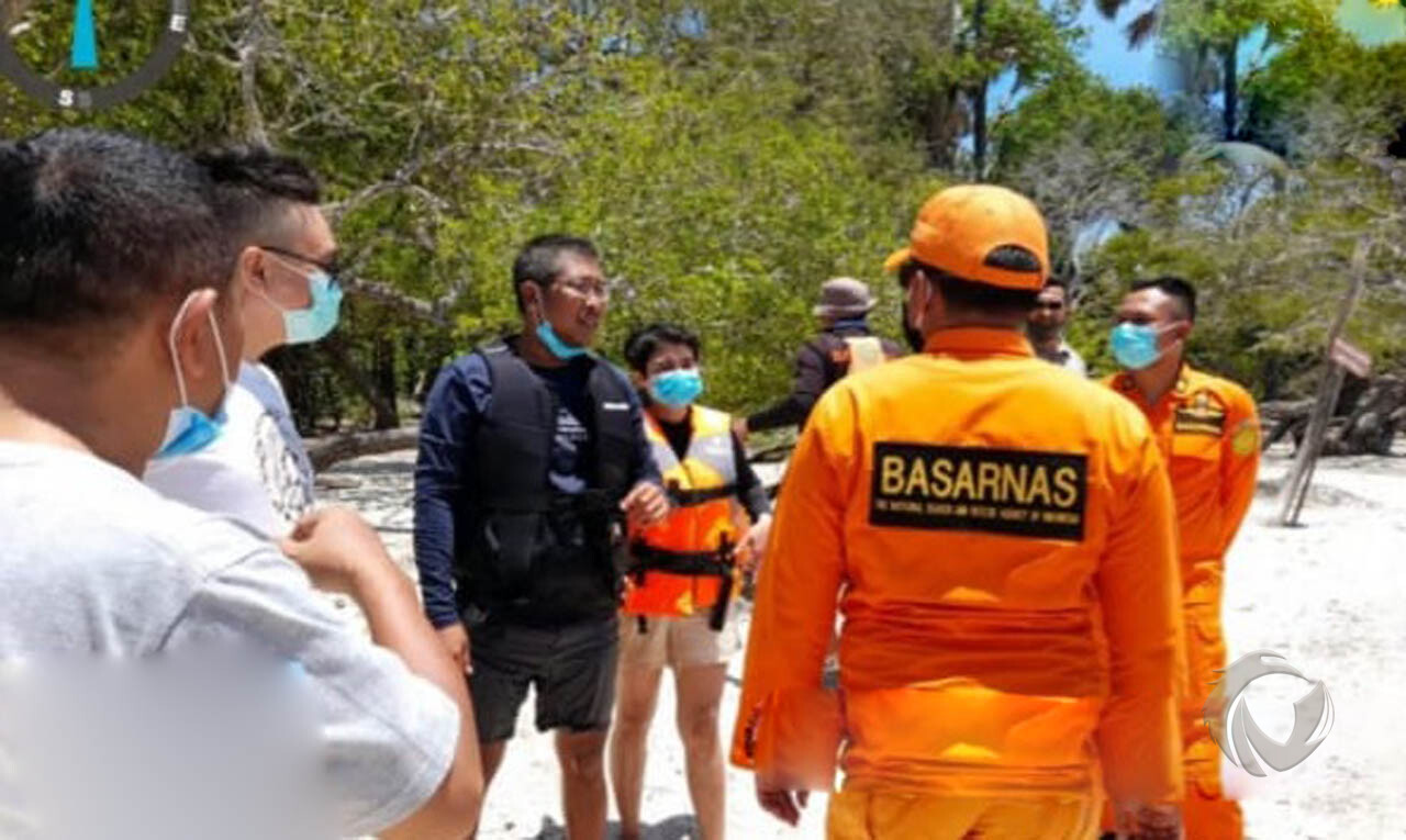 Belasan Jam Terombang-ambing di Laut Banyuwangi dengan Jet Ski Mogok, Pasutri Ini Selamat