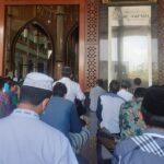 Cegah Covid-19, Salat Jamaah di Masjid Agung Al Fattah Mojokerto Diberlakukan Prokes