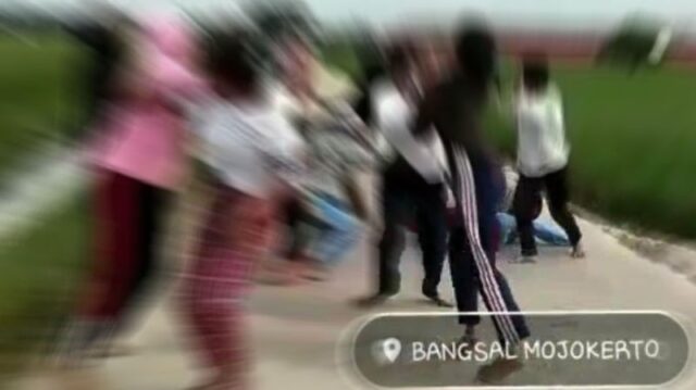Polisi Selidiki Video Viral Tawuran Diduga Pelajar Perempuan SMA di Mojokerto