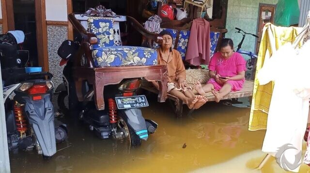 Sebagian Warga Kabupaten Pasuruan Berjuang Lawan Kekeringan dan Banjir