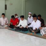 Giring Nidji Ziarah Makam Mbah Wahab di Jombang, Ini Pesannya