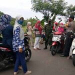 Kader Kelurahan di Nganjuk Gandeng Polisi Lakukan Edukasi Kebiasaan Baru