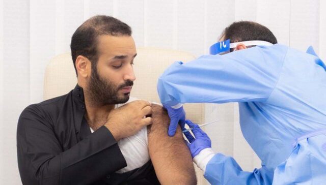Putra Mahkota Jadi Orang Pertama Jalani Vaksinasi Covid-19 di Arab Saudi