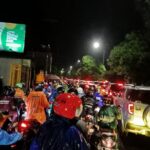 Diguyur Hujan Sejak Sore, Jalan Petemon-Sukomanunggal Surabaya Banjir Setinggi Paha