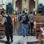 Jelang Natal,  Polres Situbondo Sterilisasi Sejumlah Gereja