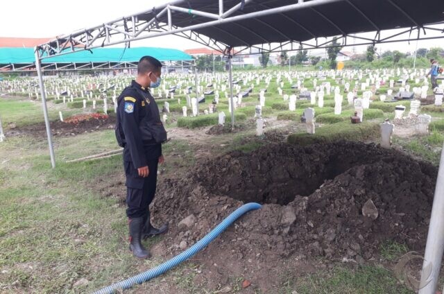 Liang Lahat Jenazah Korban Sriwijaya Air SJ182 Asal Surabaya Telah Disiapkan