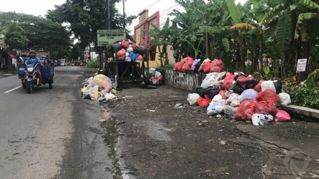 DLH Jember Lepas Tangan, Warga Diminta Atasi Pembuangan Sampah Sendiri