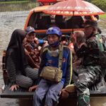 Banjir di Kecamatan Tempurejo Jember Paling Parah, 15 Lansia dan 2 Bayi Dievakuasi